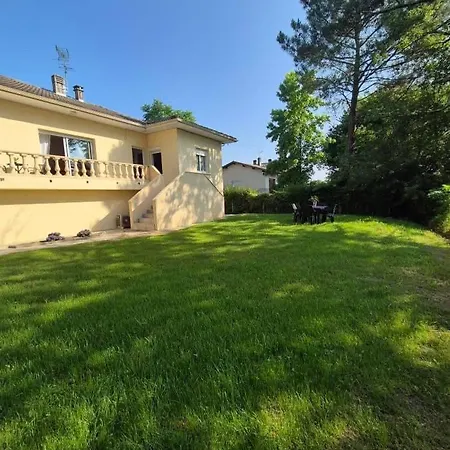 Nolibo 펜션 노가로